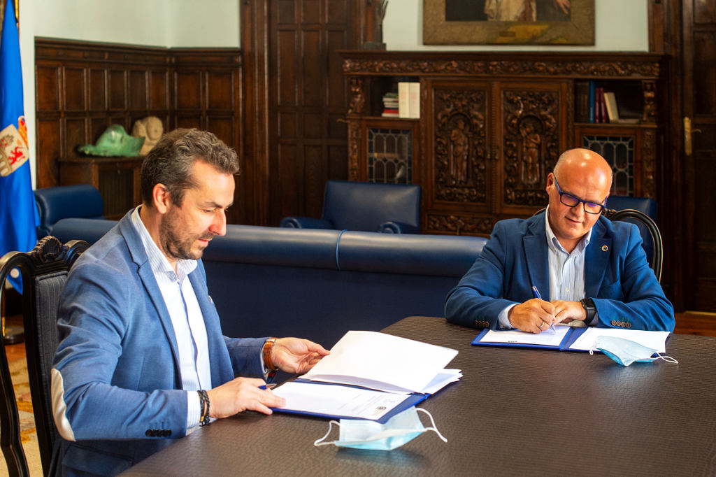 Firma do convenio entre Deputación de Ourense e CPEIG