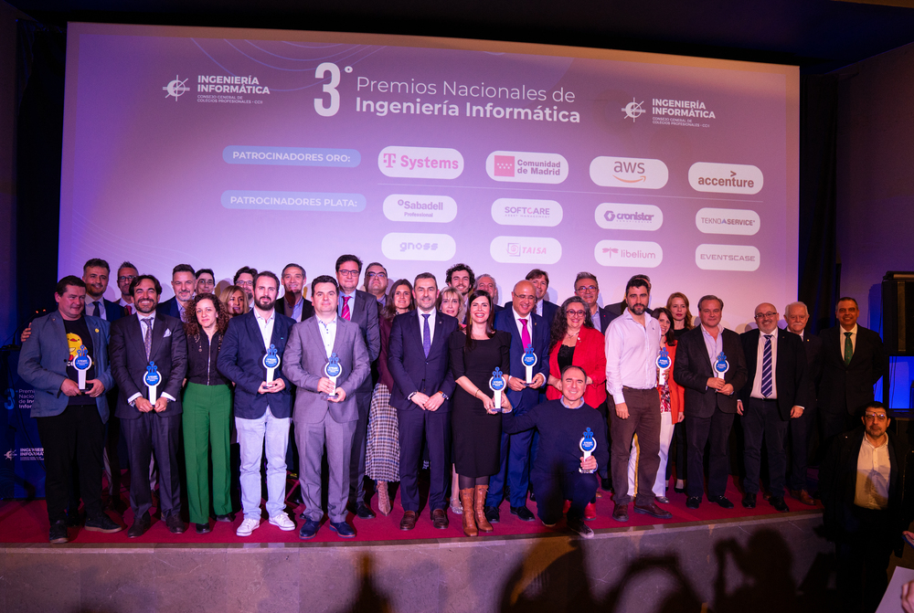 3 Premios Nacionales de Ingeniería Informática 